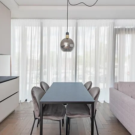 Apartment Comfortable 2 Bd By Domvia