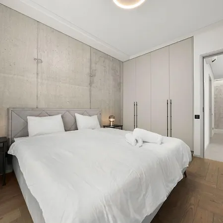 Daire Comfortable 2 Bd By Domvia Kaunas