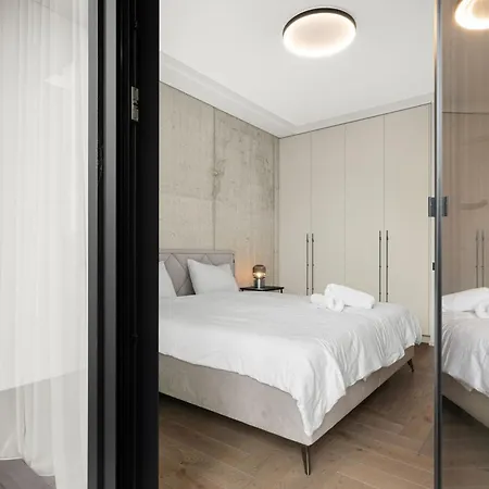 Daire Comfortable 2 Bd By Domvia Kaunas