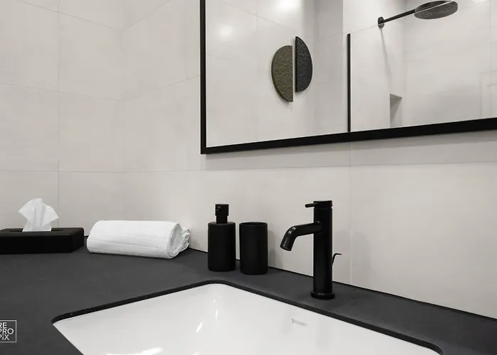 Comfortable 2 Bd By Domvia Kaunas